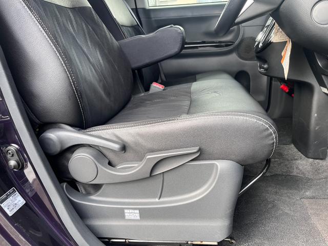 タント カスタムＲＳ　トップエディションＳＡ　禁煙車　ターボ　両側パワスラ　アルパインフリップＭ　カロッツェリアナビ　フルセグＴＶ　ＢＴ音楽　バックカメラ　ＥＴＣ　シートリフター　後席サンシェード　スマアシ　ＬＥＤ　オートライト　純正１５ＡＷ（9枚目）