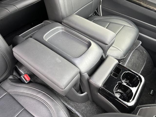 ハイエースバン スーパーGL ダークプライムII 禁煙 モデリスタフルエアロ ESSEX18AW ローダウン オーバーフェンダー リヤスポ シルクブレイズフェンダーミラー 社外LEDテール 革調シートカバー LEDヘッド アルパインナビ フルセグTV(14枚目)