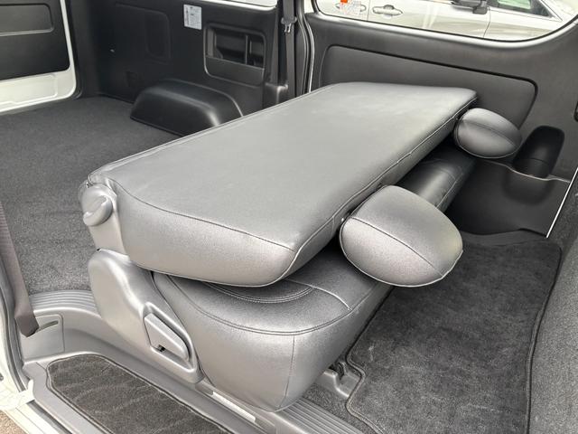 ハイエースバン スーパーGL ダークプライムII 禁煙 モデリスタフルエアロ ESSEX18AW ローダウン オーバーフェンダー リヤスポ シルクブレイズフェンダーミラー 社外LEDテール 革調シートカバー LEDヘッド アルパインナビ フルセグTV(17枚目)