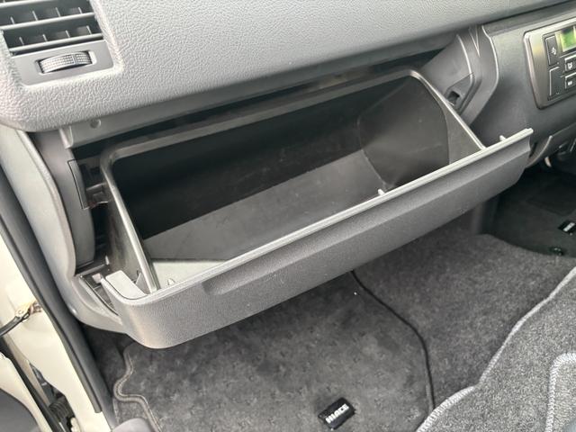 ハイエースバン スーパーGL ダークプライムII 禁煙 モデリスタフルエアロ ESSEX18AW ローダウン オーバーフェンダー リヤスポ シルクブレイズフェンダーミラー 社外LEDテール 革調シートカバー LEDヘッド アルパインナビ フルセグTV(42枚目)