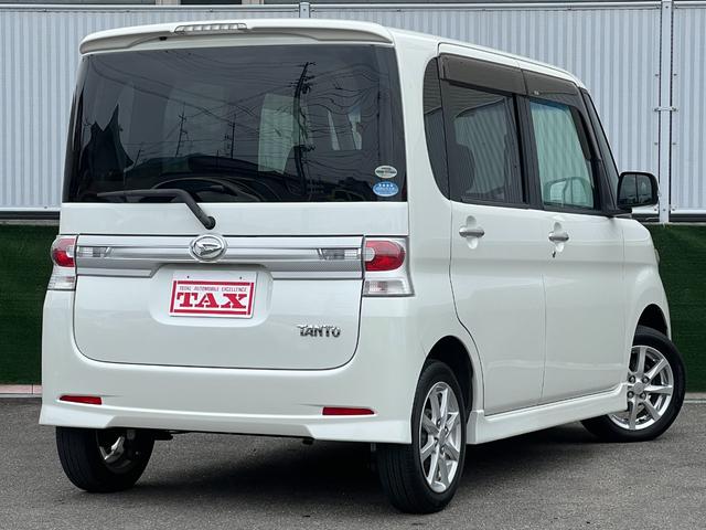 カスタムX 禁煙車 カロッツェリア7インチメモリーナビ BTオーディオ フルセグ 片側パワースライドドア ウインカー付電格ミラー スマートキー オートエアコン HIDヘッドライト スペアタイヤ(6枚目)