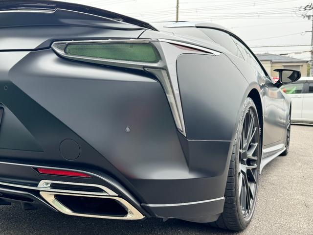 ＬＣ５００　Ｓパッケージ　禁煙車　フルラッピング（マット）　ＴＲＤフルエアロ　ＴＲＤ鍛造２１ＡＷ　マークレビンソン　格納式アクティブリヤスポ　フルＬＥＤヘッド　パワーシート　純正１０．３型ナビ　バックカメラ　カーボンルーフ(50枚目)