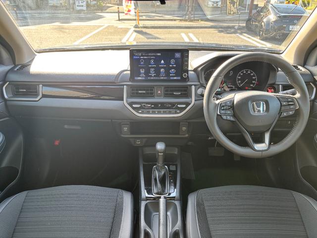 ＷＲ－Ｖ Ｚ＋　ＤＡＭＤリバーブフェイスチェンジキット　ＬＥＤヘッド＆フォグ　ルーフレール　純正９型ナビ　フルセグＴＶ　ＢＴ音楽　バックカメラ　パドルシフト　レーダークルーズ　前後ソナー　前後ドラレコ　純正１７ＡＷ（4枚目）