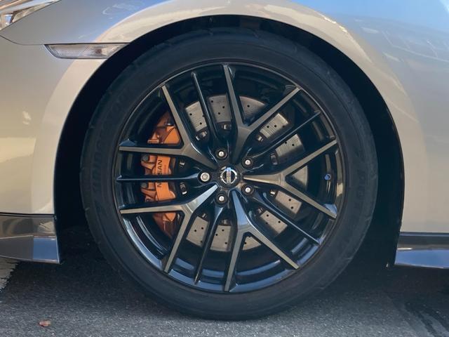 ＧＴ－Ｒ プレミアムエディション　禁煙車　ニスモスポーツリセッティング　ｂｒｅｍｂｏ製Ｆｒ６ポッド・Ｒｒ４ポッドイエローキャリパー　純正ＲＡＹＳ２０ＡＷ　純正ＢＩＬＳＴＥＩＮ製ダンプトロニック　ＢＯＳＥサウンドシステム　純正ＨＤＤナビ（62枚目）