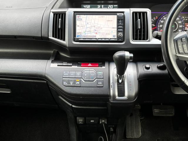 ステップワゴンスパーダ Ｚ　クールスピリット　禁煙車　８人乗　両側パワスラ　純正ＨＤＤナビ　フルセグＴＶ　バックカメラ　ＥＴＣ　パドルシフト　クルコン　ハーフレザー　シートリフター　後席サンシェード　ＨＩＤヘッドライト　スマートキー　純正１７ＡＷ（14枚目）