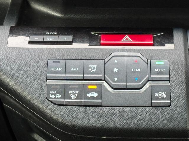 ステップワゴンスパーダ Ｚ　クールスピリット　禁煙車　８人乗　両側パワスラ　純正ＨＤＤナビ　フルセグＴＶ　バックカメラ　ＥＴＣ　パドルシフト　クルコン　ハーフレザー　シートリフター　後席サンシェード　ＨＩＤヘッドライト　スマートキー　純正１７ＡＷ（17枚目）