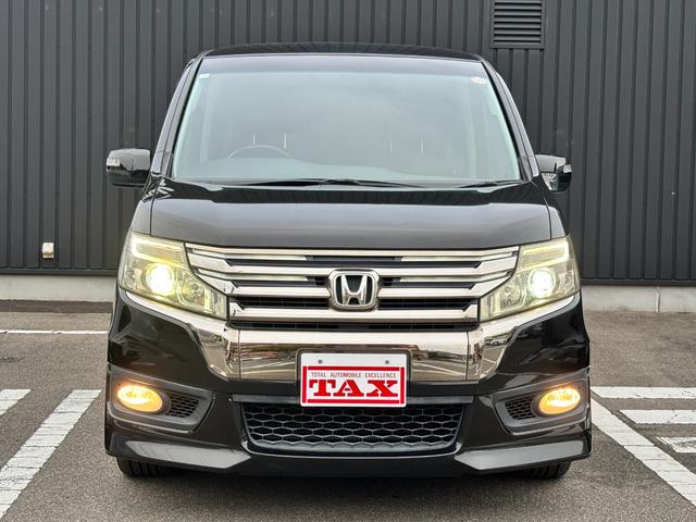 ステップワゴンスパーダ Ｚ　クールスピリット　禁煙車　８人乗　両側パワスラ　純正ＨＤＤナビ　フルセグＴＶ　バックカメラ　ＥＴＣ　パドルシフト　クルコン　ハーフレザー　シートリフター　後席サンシェード　ＨＩＤヘッドライト　スマートキー　純正１７ＡＷ（60枚目）