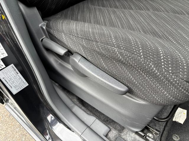 スペーシア Gリミテッド 禁煙車 カロッツェリアメモリナビ ワンセグTV バックカメラ ETC 片側パワスラ スマートキー ステリモ シートリフター シートヒーター LEDイルミ付フロントグリル デュアルカメラブレーキサポート(13枚目)