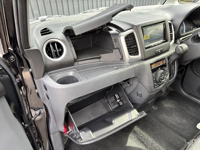 スペーシア Gリミテッド 禁煙車 カロッツェリアメモリナビ ワンセグTV バックカメラ ETC 片側パワスラ スマートキー ステリモ シートリフター シートヒーター LEDイルミ付フロントグリル デュアルカメラブレーキサポート(35枚目)