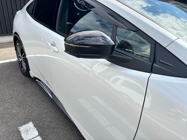 プリウス Ｚ　１オーナー　禁煙車　モデリスタフルエアロ　パノラマルーフ　デジタルＭ（ドラレコ機能）　レッド加飾フル合皮　チームメイト　１２．３型ＤＡナビ　パノラミックビューＭ　ＢＳＭ　レーダークルコン　Ｐバックドア（64枚目）