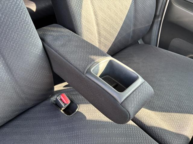 N-BOXカスタム G・Lパッケージ 禁煙 純正モニター付USBオーディオ ワンセグ ETC バックカメラ ステリモ 左側パワスラ HIDヘッドライト フォグランプ オートライト プッシュスタート スマートキー アームレスト 純正14AW(8枚目)