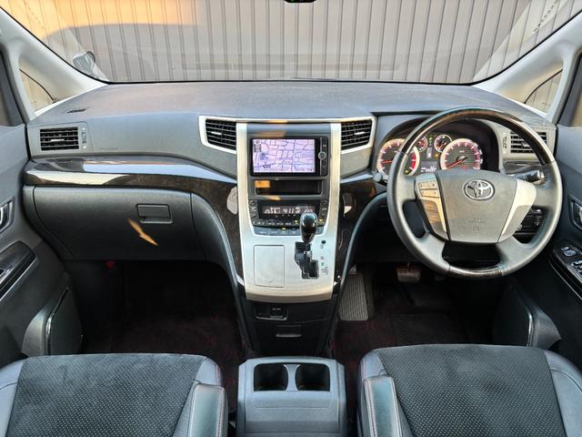 ヴェルファイア 2.4Z ゴールデンアイズII 1オーナー 禁煙 両パワ Pバックドア 純正SDナビ フルセグ BT音楽 DVD再生 バックカメラ ETC AC100Vコンセント ハーフレザー コンビH オート電格ミラー 前後ソナー 純正18AW(3枚目)