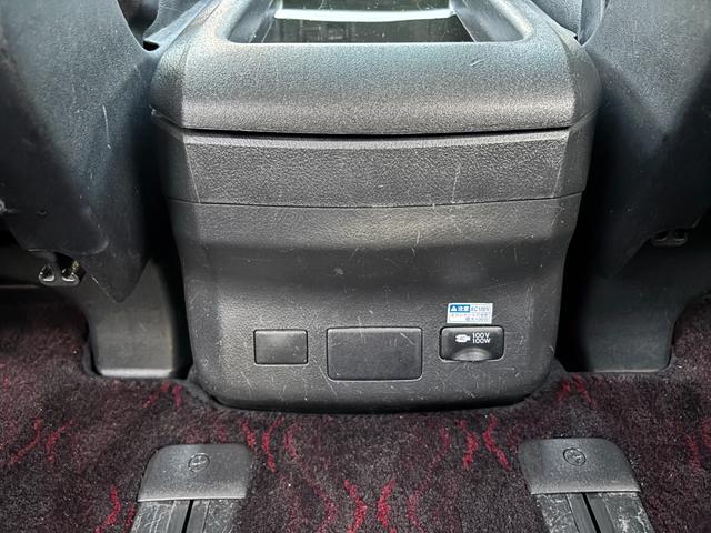 ヴェルファイア 2.4Z ゴールデンアイズII 1オーナー 禁煙 両パワ Pバックドア 純正SDナビ フルセグ BT音楽 DVD再生 バックカメラ ETC AC100Vコンセント ハーフレザー コンビH オート電格ミラー 前後ソナー 純正18AW(15枚目)