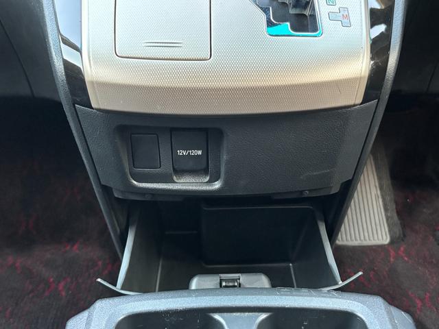 ヴェルファイア 2.4Z ゴールデンアイズII 1オーナー 禁煙 両パワ Pバックドア 純正SDナビ フルセグ BT音楽 DVD再生 バックカメラ ETC AC100Vコンセント ハーフレザー コンビH オート電格ミラー 前後ソナー 純正18AW(23枚目)