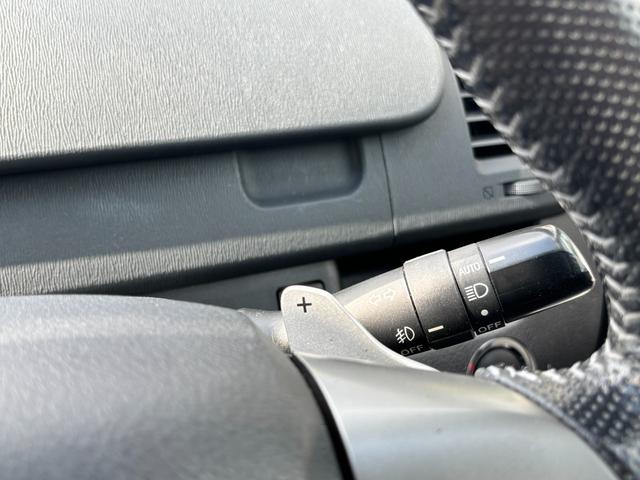 ヴォクシー ZS 煌III 禁煙 両側パワスラ 純正HDDナビ フルセグ BT音楽 ステリモ バックカメラ ETC 純正リモートスターター 前後ドラレコ パドルシフト 革調シートカバー HID フォグ スマートキー 純正16AW(28枚目)