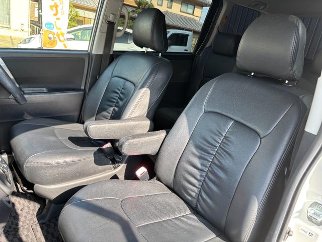 ヴォクシー ZS 煌III 禁煙 両側パワスラ 純正HDDナビ フルセグ BT音楽 ステリモ バックカメラ ETC 純正リモートスターター 前後ドラレコ パドルシフト 革調シートカバー HID フォグ スマートキー 純正16AW(40枚目)