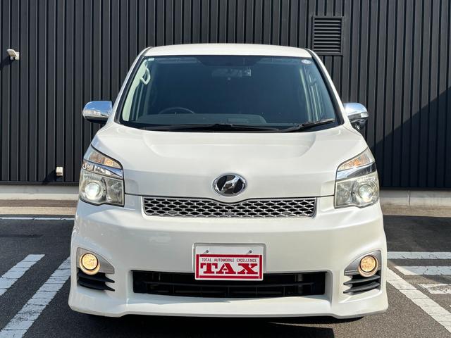 ヴォクシー ZS 煌III 禁煙 両側パワスラ 純正HDDナビ フルセグ BT音楽 ステリモ バックカメラ ETC 純正リモートスターター 前後ドラレコ パドルシフト 革調シートカバー HID フォグ スマートキー 純正16AW(56枚目)