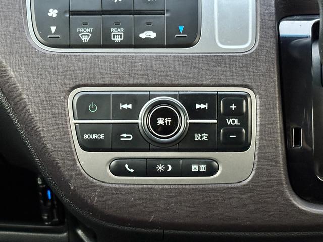 Ｎ－ＯＮＥ プレミアム　ツアラー・Ｌパッケージ　禁煙車　ターボ　純正ＤＡ　ＨＤＭＩ・ＵＳＢ端子　Ｒカメラ　クルコン　ＥＴＣ　ＨＩＤ　Ｆｒフォグ　オートライト　スマートキー　プッシュスタート　革巻Ｈ　電格ミラー　純正マット・バイザー　純正１５ＡＷ（17枚目）