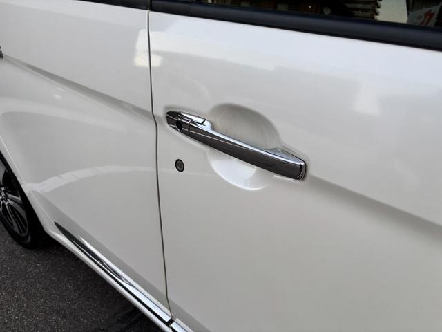 Ｎ－ＯＮＥ プレミアム　ツアラー・Ｌパッケージ　禁煙車　ターボ　純正ＤＡ　ＨＤＭＩ・ＵＳＢ端子　Ｒカメラ　クルコン　ＥＴＣ　ＨＩＤ　Ｆｒフォグ　オートライト　スマートキー　プッシュスタート　革巻Ｈ　電格ミラー　純正マット・バイザー　純正１５ＡＷ（52枚目）