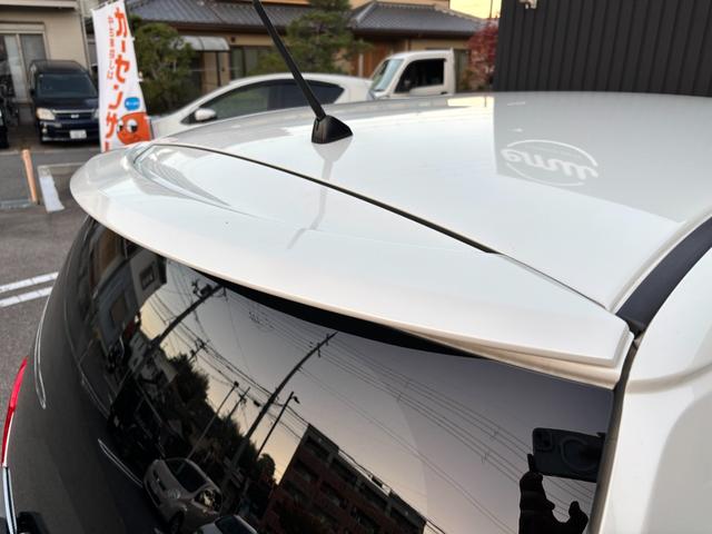 Ｎ－ＯＮＥ プレミアム　ツアラー・Ｌパッケージ　禁煙車　ターボ　純正ＤＡ　ＨＤＭＩ・ＵＳＢ端子　Ｒカメラ　クルコン　ＥＴＣ　ＨＩＤ　Ｆｒフォグ　オートライト　スマートキー　プッシュスタート　革巻Ｈ　電格ミラー　純正マット・バイザー　純正１５ＡＷ（55枚目）