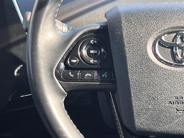 プリウス Ｓツーリングセレクション　禁煙　モデリスタフルエアロ　ＩＣＳ　純正９型ナビ　フルセグ　ＢＴ音楽　ステリモ　Ｒカメラ　ＥＴＣ　フル合皮　シートヒーター　ＴＳＳ　レーダークルコン　ＬＥＤヘッド＆フォグ　シートリフター　社外１８ＡＷ（24枚目）