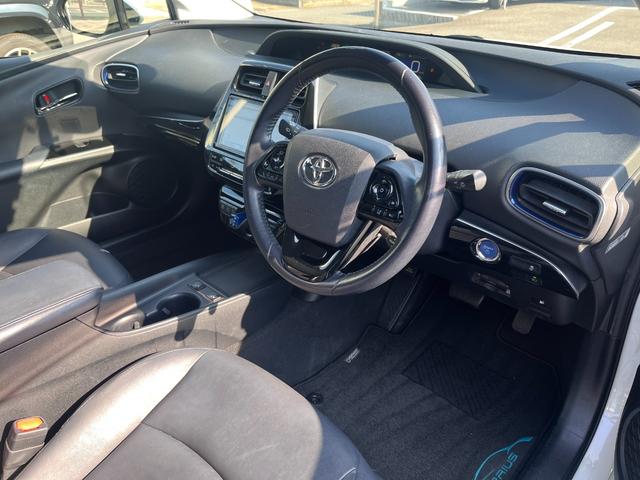 プリウス Ｓツーリングセレクション　禁煙　モデリスタフルエアロ　ＩＣＳ　純正９型ナビ　フルセグ　ＢＴ音楽　ステリモ　Ｒカメラ　ＥＴＣ　フル合皮　シートヒーター　ＴＳＳ　レーダークルコン　ＬＥＤヘッド＆フォグ　シートリフター　社外１８ＡＷ（36枚目）