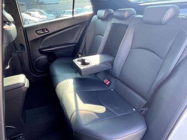 プリウス Ｓツーリングセレクション　禁煙　モデリスタフルエアロ　ＩＣＳ　純正９型ナビ　フルセグ　ＢＴ音楽　ステリモ　Ｒカメラ　ＥＴＣ　フル合皮　シートヒーター　ＴＳＳ　レーダークルコン　ＬＥＤヘッド＆フォグ　シートリフター　社外１８ＡＷ（41枚目）