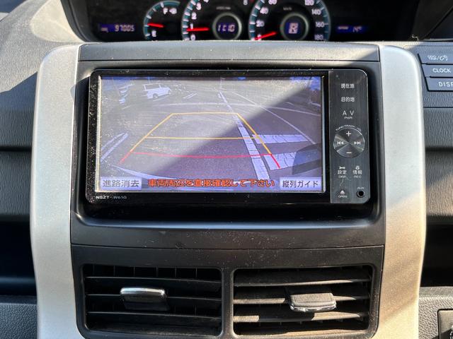 ヴォクシー Ｘ　Ｌエディション　禁煙車　両側パワスラ　スマートキー　プッシュスタート　純正ＳＤナビ　フルセグ　バックカメラ　ＢＴ音楽　ＥＴＣ　ステリモ　３６０度ドラレコ　ＨＩＤヘッドライト　オートライト　シートリフター　アームレスト（7枚目）