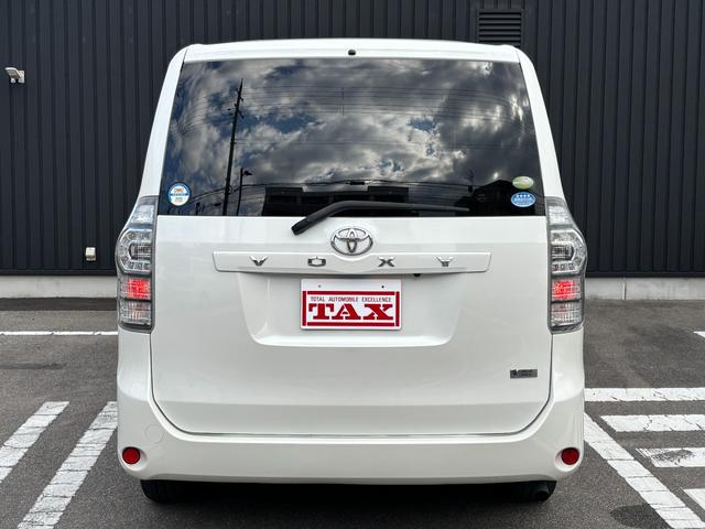 ヴォクシー Ｘ　Ｌエディション　禁煙車　両側パワスラ　スマートキー　プッシュスタート　純正ＳＤナビ　フルセグ　バックカメラ　ＢＴ音楽　ＥＴＣ　ステリモ　３６０度ドラレコ　ＨＩＤヘッドライト　オートライト　シートリフター　アームレスト（59枚目）