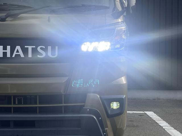 ハイゼットトラック ジャンボ　禁煙車　パートタイム４ＷＤ　ＳＡＭＵＲＡＩＰＩＣＫリフトアップ（２インチ）　１４ＡＷ　オープンカントリーＲ／Ｔホワイトレター　アオリゲート　荷台ロールバー　ＬＥＤヘッド＆フォグ　オートライト　キーレス（29枚目）
