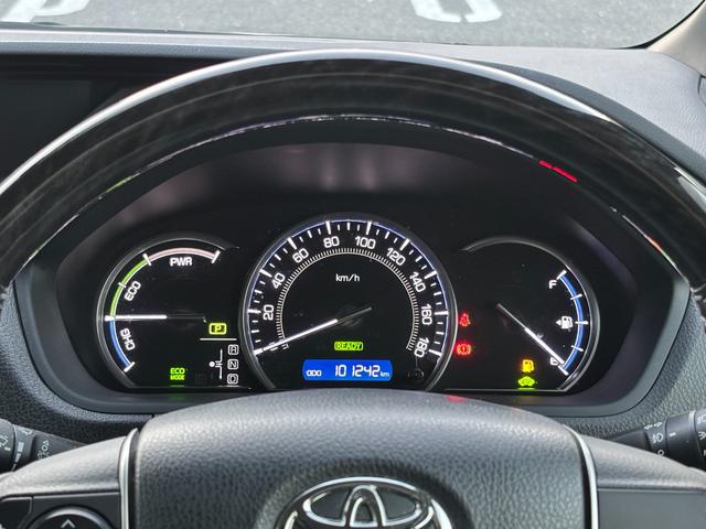 エスクァイア ハイブリッドＧｉ　禁煙車　ＴＲＤフルエアロ　アルパイン１０型ナビ・フリップダウンＭ　両パワ　フル合皮シート　シートヒーター　リヤオートエアコン　３６０度ドラレコ　ワイヤレス充電　フルセグＴＶ　ＢＴ音楽　ＬＥＤ　純正ＡＷ（24枚目）