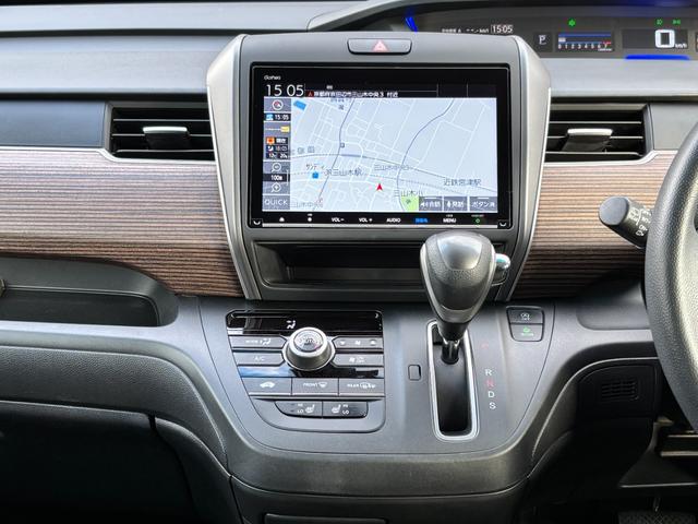 フリード クロスター・ホンダセンシング　１オーナー　禁煙　Ｃパッケージ　ＬＥＤヘッド　両側パワスラ　ルーフレール　純正９型ナビ　フルセグＴＶ　ＢＴ音楽　バックカメラ　レーダークルコン　ハーフレザー　シートヒーター　Ｒガラスフィルム　純正ＡＷ（13枚目）