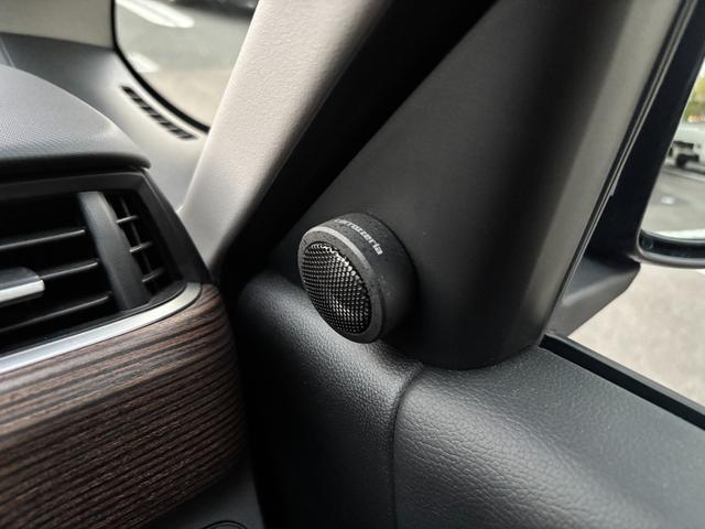 フリード クロスター・ホンダセンシング　１オーナー　禁煙　Ｃパッケージ　ＬＥＤヘッド　両側パワスラ　ルーフレール　純正９型ナビ　フルセグＴＶ　ＢＴ音楽　バックカメラ　レーダークルコン　ハーフレザー　シートヒーター　Ｒガラスフィルム　純正ＡＷ（25枚目）