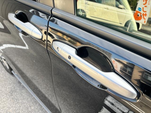 フリード クロスター・ホンダセンシング　１オーナー　禁煙　Ｃパッケージ　ＬＥＤヘッド　両側パワスラ　ルーフレール　純正９型ナビ　フルセグＴＶ　ＢＴ音楽　バックカメラ　レーダークルコン　ハーフレザー　シートヒーター　Ｒガラスフィルム　純正ＡＷ（49枚目）