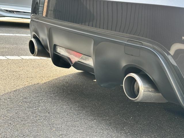 86 GT 禁煙車 6MT TRDドアスタビ 前後ソナー 純正SDナビ フルセグTV BT音楽 HIDヘッド Frフォグ オートライト トランクスポイラー Sキー 革巻H アルミペダル 電格ミラー 純正17AW(4枚目)