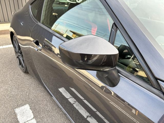 86 GT 禁煙車 6MT TRDドアスタビ 前後ソナー 純正SDナビ フルセグTV BT音楽 HIDヘッド Frフォグ オートライト トランクスポイラー Sキー 革巻H アルミペダル 電格ミラー 純正17AW(36枚目)