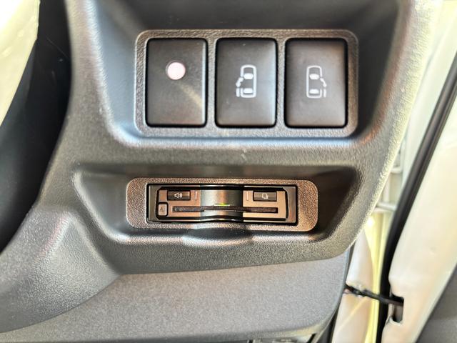 ハイエースバン スーパーGL ダークプライムII 1オーナー 禁煙 両パワ(サイドガラス小窓付換装) LSD 玄武リーフ・ブロック KYBショック UIビークルフェンダー・リヤスタビ・室内レール ESSEXエアロ 強化ドライブシャフト ヒッチメンバー(29枚目)