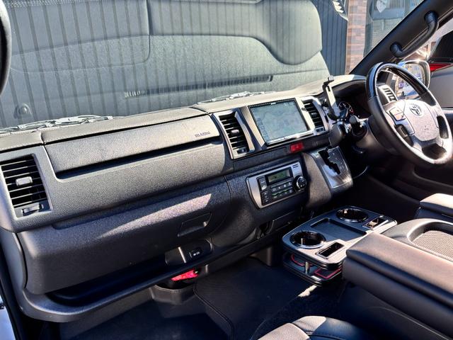 ハイエースバン スーパーGL ダークプライムII 1オーナー 禁煙 両パワ(サイドガラス小窓付換装) LSD 玄武リーフ・ブロック KYBショック UIビークルフェンダー・リヤスタビ・室内レール ESSEXエアロ 強化ドライブシャフト ヒッチメンバー(36枚目)