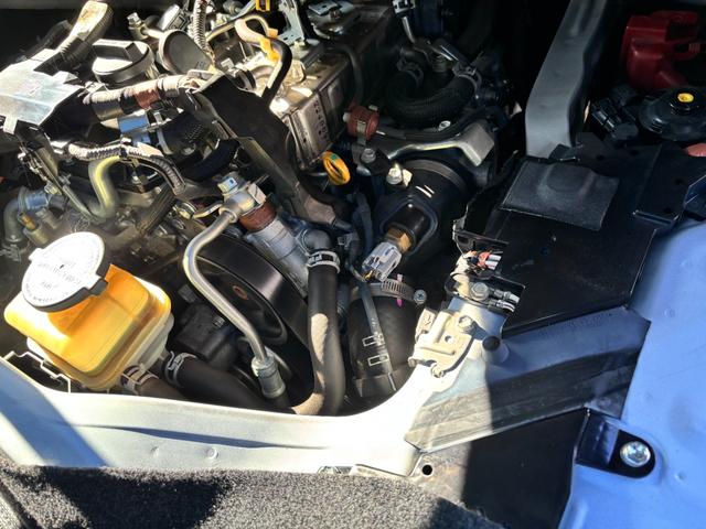 ハイエースバン スーパーGL ダークプライムII 1オーナー 禁煙 両パワ(サイドガラス小窓付換装) LSD 玄武リーフ・ブロック KYBショック UIビークルフェンダー・リヤスタビ・室内レール ESSEXエアロ 強化ドライブシャフト ヒッチメンバー(58枚目)