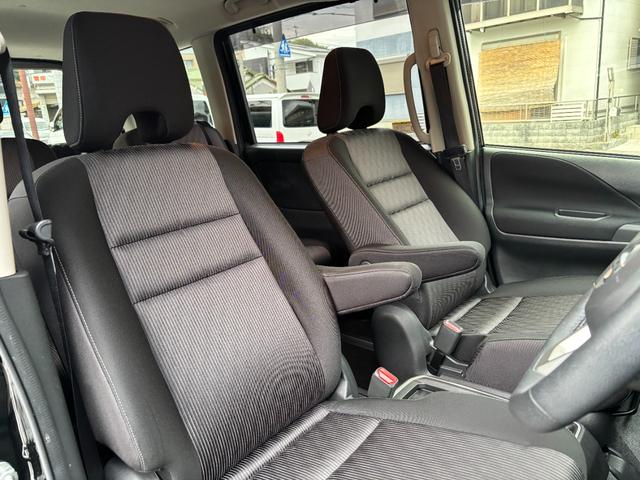 セレナ ｅ－パワー　ハイウェイスターＶ　禁煙車　アラウンドビューＭ　純正９型ナビ　フリップダウンＭ　リヤオートエアコン　両側ハンズフリーパワスラ　フルセグＴＶ　ＢＴ音楽　ドラレコ　ＥＴＣ　ＬＥＤヘッド＆フォグ　ＢＳＭ　クルコン　純正１５ＡＷ（10枚目）