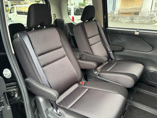 セレナ ｅ－パワー　ハイウェイスターＶ　禁煙車　アラウンドビューＭ　純正９型ナビ　フリップダウンＭ　リヤオートエアコン　両側ハンズフリーパワスラ　フルセグＴＶ　ＢＴ音楽　ドラレコ　ＥＴＣ　ＬＥＤヘッド＆フォグ　ＢＳＭ　クルコン　純正１５ＡＷ（13枚目）