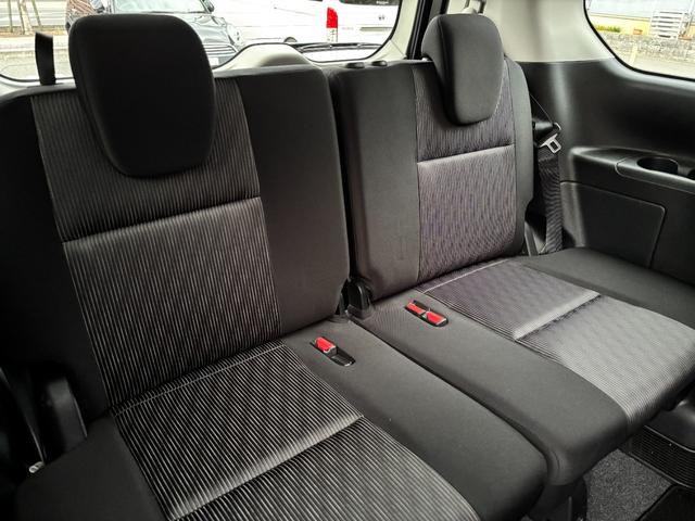 セレナ ｅ－パワー　ハイウェイスターＶ　禁煙車　アラウンドビューＭ　純正９型ナビ　フリップダウンＭ　リヤオートエアコン　両側ハンズフリーパワスラ　フルセグＴＶ　ＢＴ音楽　ドラレコ　ＥＴＣ　ＬＥＤヘッド＆フォグ　ＢＳＭ　クルコン　純正１５ＡＷ（19枚目）