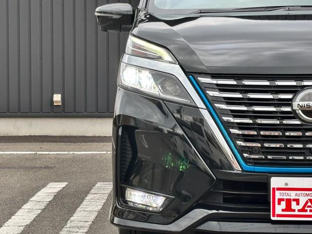 セレナ ｅ－パワー　ハイウェイスターＶ　禁煙車　アラウンドビューＭ　純正９型ナビ　フリップダウンＭ　リヤオートエアコン　両側ハンズフリーパワスラ　フルセグＴＶ　ＢＴ音楽　ドラレコ　ＥＴＣ　ＬＥＤヘッド＆フォグ　ＢＳＭ　クルコン　純正１５ＡＷ（52枚目）