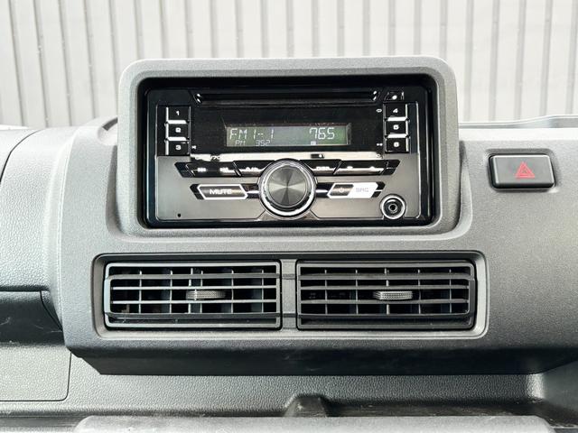 ハイゼットトラック エクストラ　１オーナー　禁煙　パート４ＷＤ　スマートキー　プッシュスタート　スマアシ　コーナーセンサー　オートライト　ＬＥＤフォグランプ　純正ラバーマット　ドアバイザー　荷台ゴムマット　作業灯　電格ミラー　三方開（7枚目）