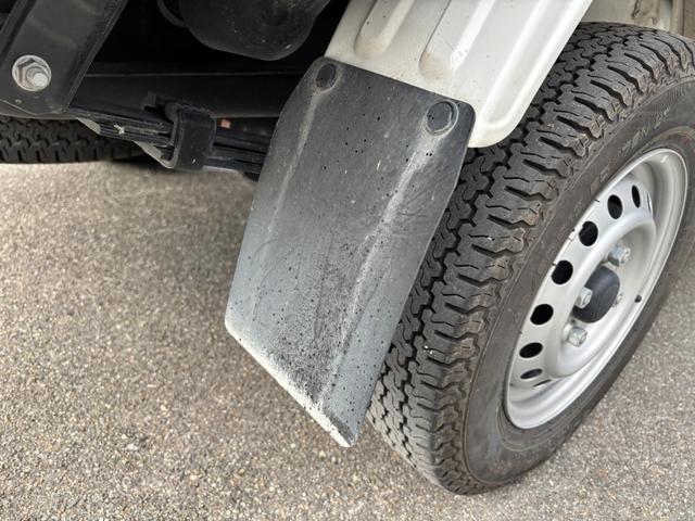 ハイゼットトラック エクストラ　１オーナー　禁煙　パート４ＷＤ　スマートキー　プッシュスタート　スマアシ　コーナーセンサー　オートライト　ＬＥＤフォグランプ　純正ラバーマット　ドアバイザー　荷台ゴムマット　作業灯　電格ミラー　三方開（44枚目）