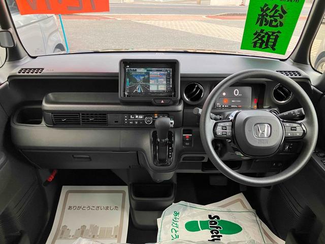 Ｎ－ＢＯＸカスタム ベースグレード　届け出済み未使用車　バックカメラ　両側スライド・片側電動　ナビ　ＴＶ　クリアランスソナー　オートクルーズコントロール　レーンアシスト　衝突被害軽減システム　オートライト　ＬＥＤヘッドランプ　エアロ（2枚目）