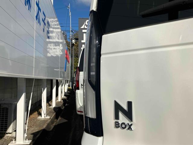 Ｎ－ＢＯＸカスタム ベースグレード　バックカメラ　両側スライド・片側電動　ディスプレイオーディオ　クリアランスソナー　オートクルーズコントロール　レーンアシスト　衝突被害軽減システム　オートライト　ＬＥＤヘッドランプ　スマートキ（19枚目）
