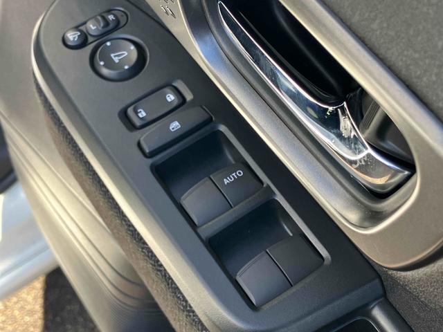 Ｎ－ＢＯＸカスタム ベースグレード　バックカメラ　両側スライド・片側電動　ディスプレイオーディオ　クリアランスソナー　オートクルーズコントロール　レーンアシスト　衝突被害軽減システム　オートライト　ＬＥＤヘッドランプ　スマートキ（33枚目）