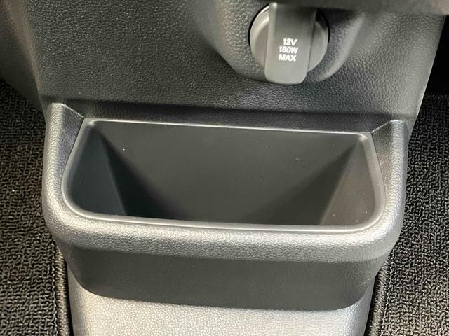 Ｎ－ＢＯＸカスタム ベースグレード　バックカメラ　両側スライド・片側電動　ディスプレイオーディオ　クリアランスソナー　オートクルーズコントロール　レーンアシスト　衝突被害軽減システム　オートライト　ＬＥＤヘッドランプ　スマートキ（40枚目）