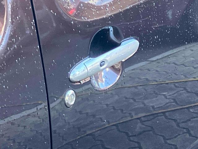 ミラココア ココアプラスＸ　ドライブレコーダー　ＥＴＣ　バックカメラ　ナビ　ＴＶ　ＬＥＤヘッドランプ　ヘッドライトウォッシャー　スマートキー　アイドリングストップ　電動格納ミラー　ベンチシート　ＣＶＴ　盗難防止システム　ＡＢＳ（25枚目）